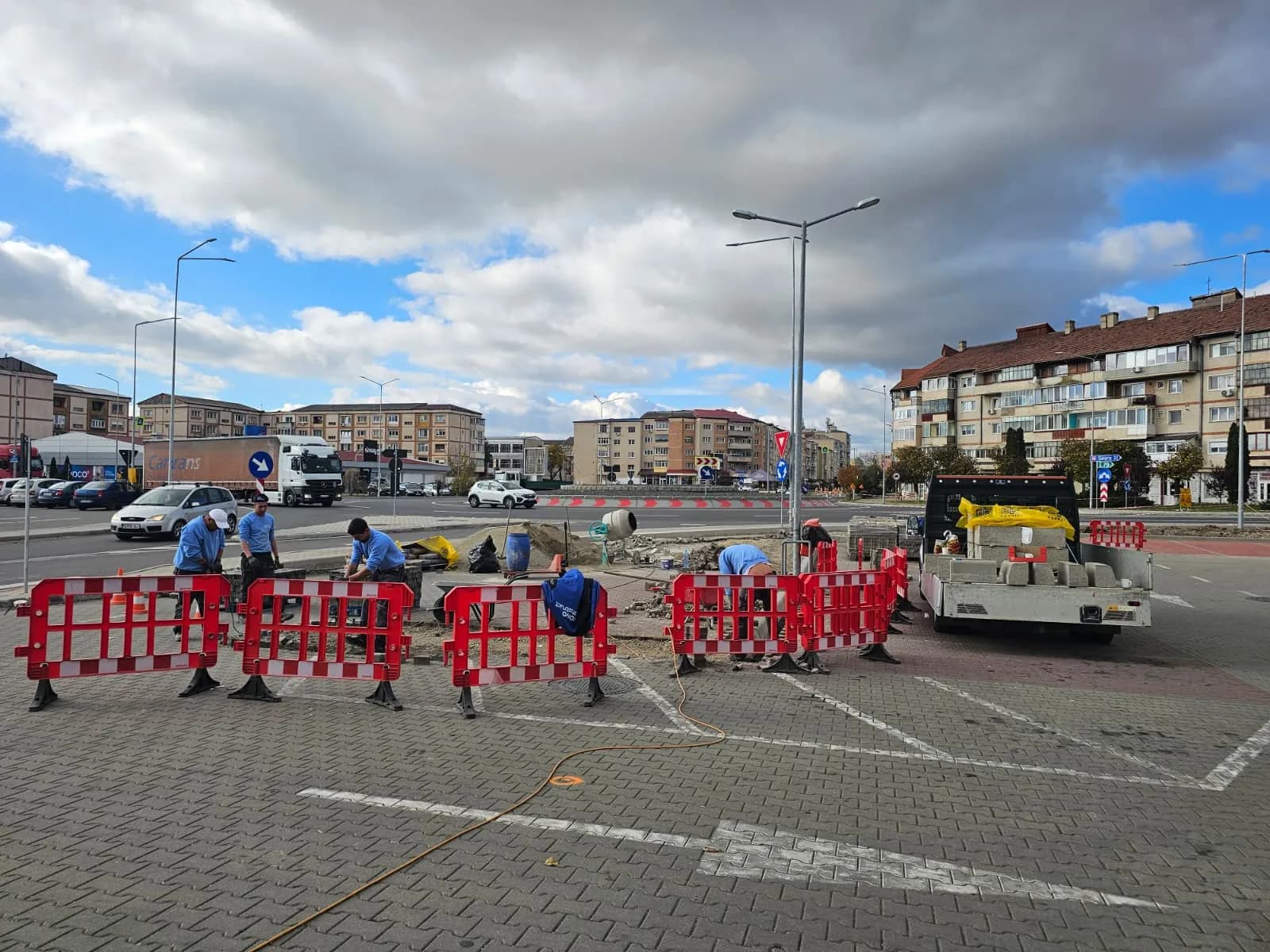 ROHO Construct - Parcare Supermarket